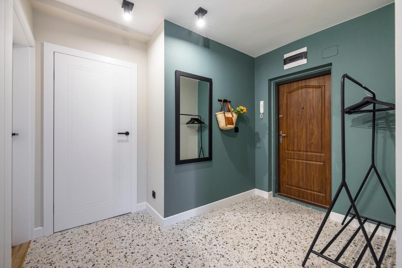 Apartment - 200 M Do Plazy Z Balkonem I Widokiem *